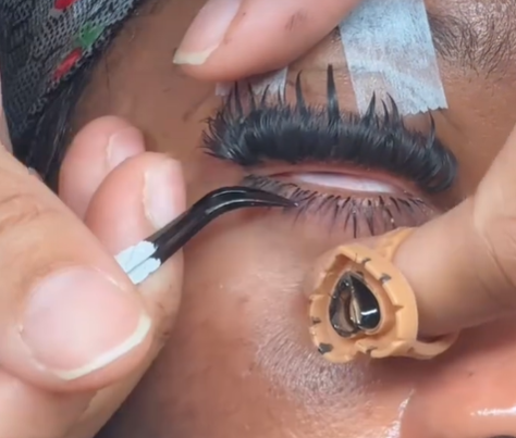 BOTTOM LASH MASTERY (THE DETAIL THAT CHANGES EVERYTHING)